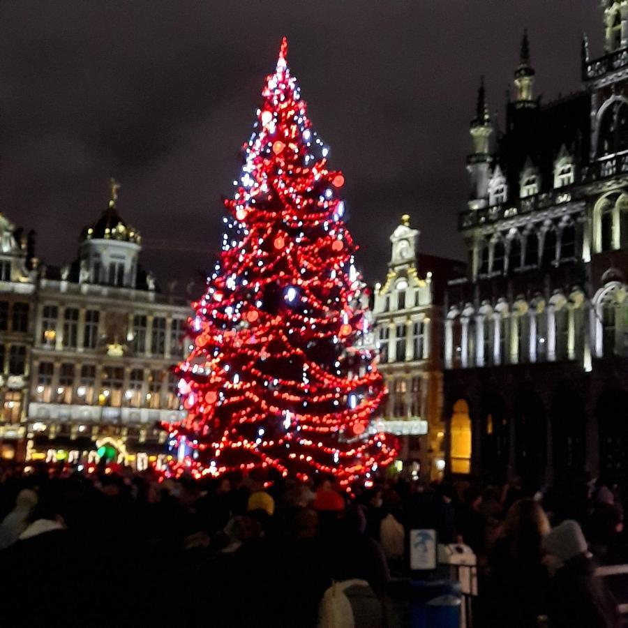 Sleep And Enjoy Brussels